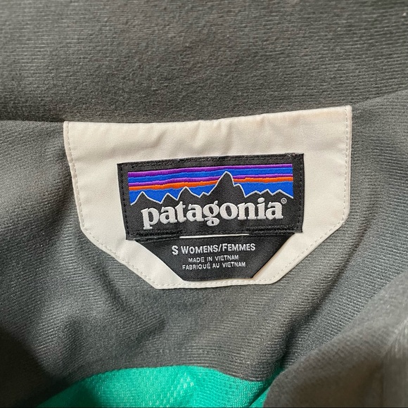 Women's Patagonia Goretex Piolet jacket - Picture 11 of 14
